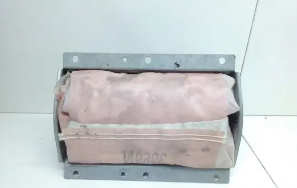 Volvo V70 Passenger airbag 9191928 G2305E1130327 570603700G