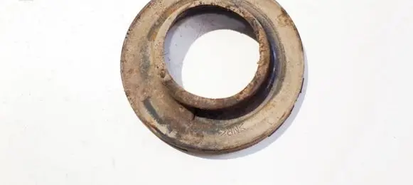 Toyota Yaris Front coil spring rubber mount 482580d50 48258-0d050