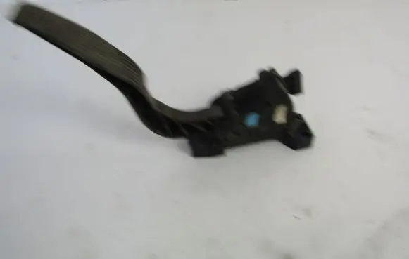 Fiat Croma Accelerator pedal position sensor 51733558