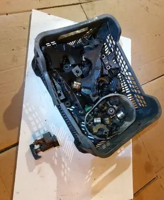 Mercedes-Benz C W203 other engine part