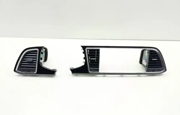 Seat Ateca Dashboard air vent grill cover trim 576819110 576820901