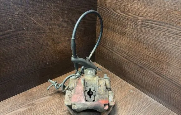 Iveco Daily 3rd gen Rear brake caliper 22727102