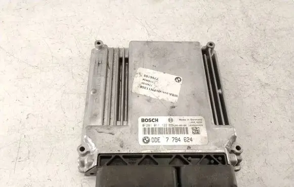 BMW 3 E46 Engine control unit/module 0281011122 7794624 1039S04499