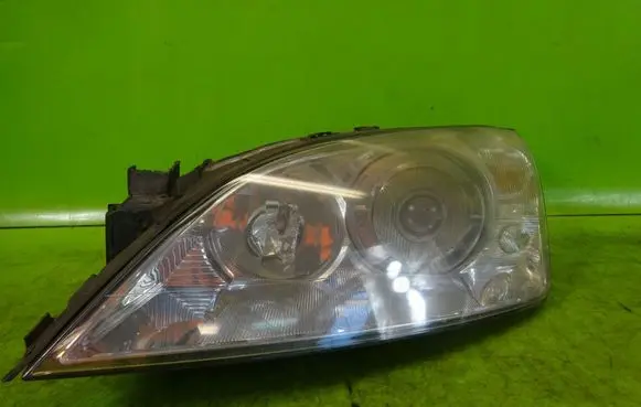 Ford Mondeo Mk III Headlight/headlamp 0301174271