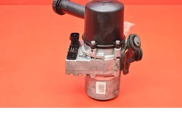 Peugeot 407 Power steering pump 9682527780