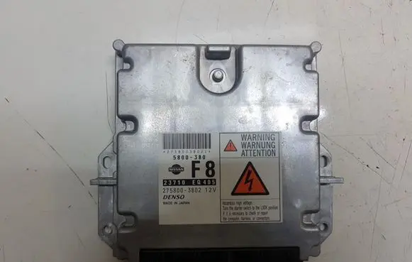 Nissan X-Trail T30 Engine control unit/module 23710EQ405 2758003802