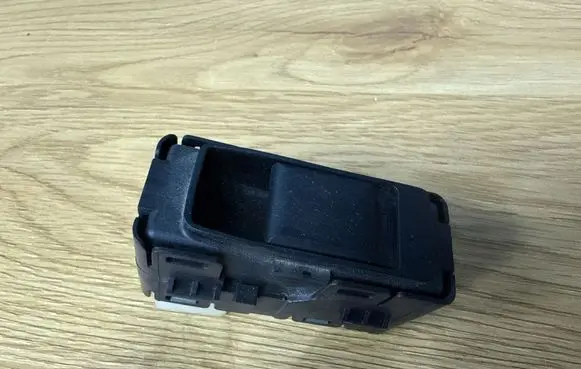 Dodge Caliber Electric window control switch 56040693AD