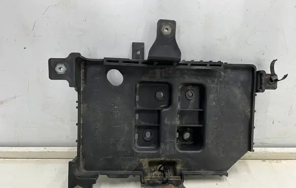 Battery box tray