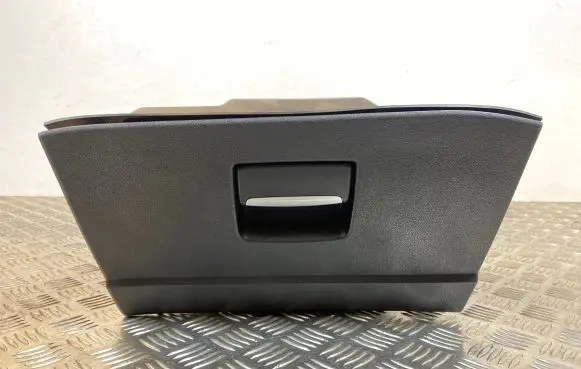 Ford Mondeo MK IV Glove box 7S71A06010