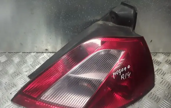 Renault Megane II Rear/tail lights 8200073237