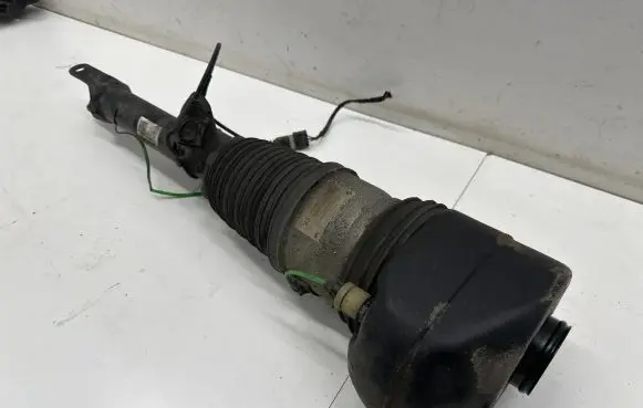 BMW 7 G11 G12 Air suspension front shock absorber R308616971