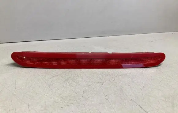 Volkswagen PASSAT B6 Third/center stoplight 1K6945097A