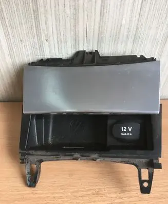 Mercedes-Benz C W204 Ashtray (front) A2046801350