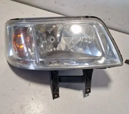 Volkswagen Transporter - Caravelle T5 Headlight/headlamp 7H1941016J 13661367 0301191302