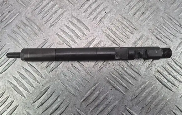 Mercedes-Benz C W204 Fuel injector A6460700987 A53214A