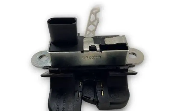 Seat Ibiza IV (6J,6P) Tailgate/trunk/boot lock/catch/latch 6J3827505A