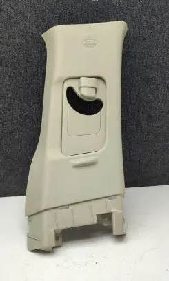 Mitsubishi Outlander (B) pillar trim (top) 7211A324ZZ