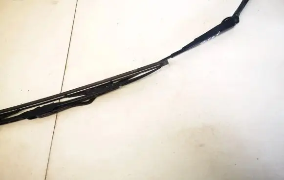 Opel Astra G Front wiper blade arm 90559600
