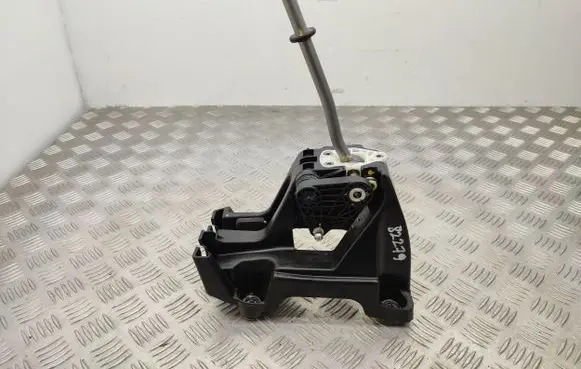 Citroen C1 Gear shifter/selector 33530YV010