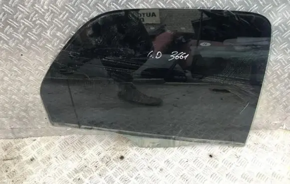 Citroen Xsara Picasso Rear door window glass