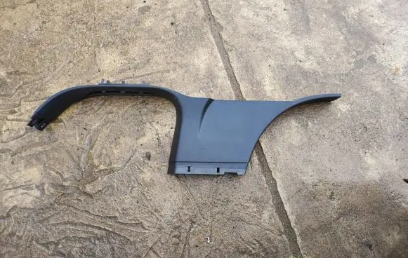 Porsche Cayenne (92A) (B) pillar trim (bottom) 7P0853370B