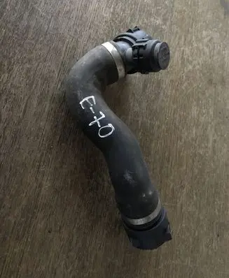 BMW X5 E70 Engine coolant pipe/hose 11531436373 1436373