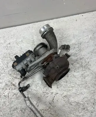 BMW 1 F20 F21 Turbo 8514266