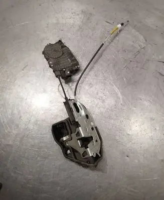 BMW 5 F10 F11 Front door lock A053702 4151309800