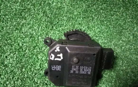 Seat Ibiza III (6L) Air flap motor/actuator 309368280BE B24949012966 6Q1907511