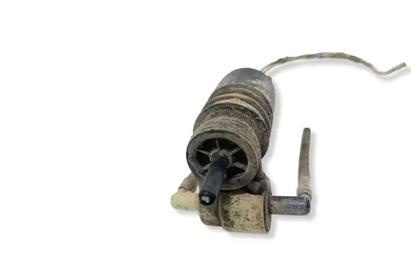 Seat Alhambra (Mk1) Windscreen/windshield washer pump 