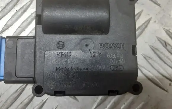 Audi A6 S6 C6 4F Central body control module 0132801358
