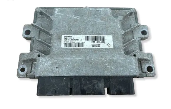 Renault Clio IV Engine control unit/module 237101907R 237101206R S180042157A