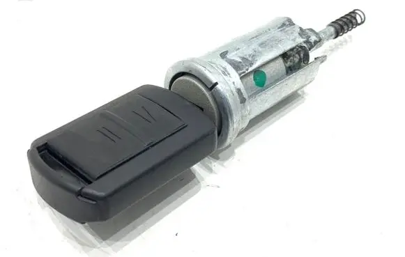Opel Meriva A Ignition lock 13168306