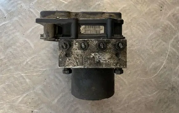 Nissan Primera ABS Pump 0265800308 29207100158
