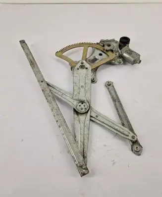 Toyota Camry Front window lifting mechanism without motor 8572033130