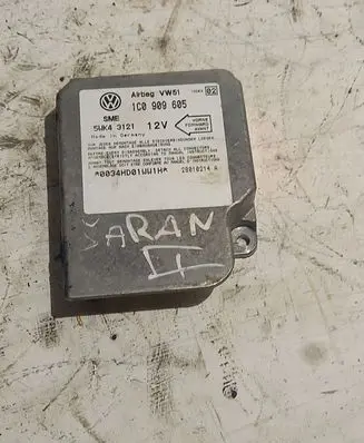 Volkswagen Sharan Airbag control unit/module 8C0909605