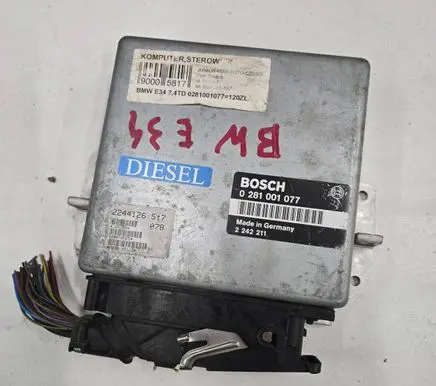BMW 5 E34 Engine control unit/module 0281001077 2242211