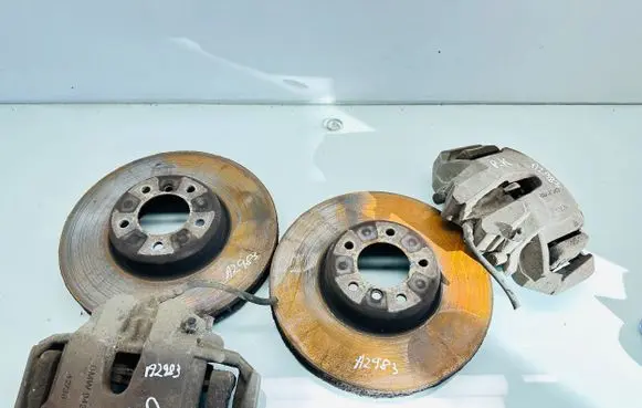 BMW 5 E60 E61 Brake discs and calipers set 