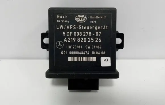 Mercedes-Benz CLS C219 Light module LCM 5DF00827807 A2198202526