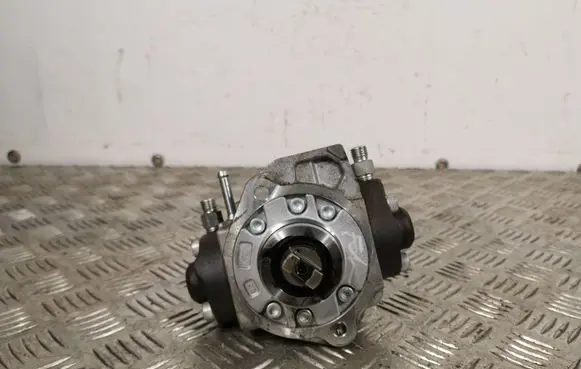 Mitsubishi Outlander Fuel injection high pressure pump 2940000993