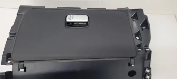 Porsche Macan (95B) Glove box 95b857558A 95b827428