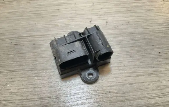 Mercedes-Benz Sprinter W906 Glow plug pre-heat relay A6519001300 51299056 1302000026784