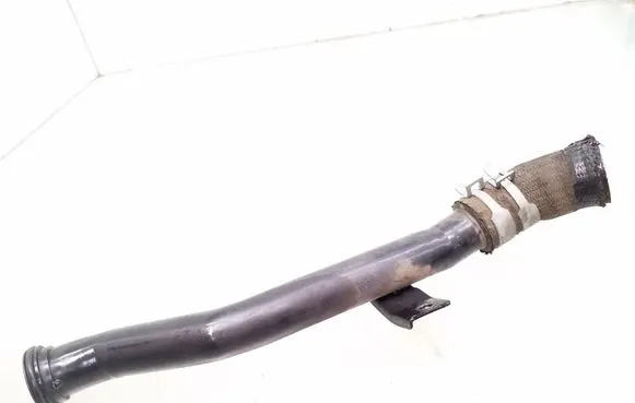 Engine coolant pipe/hose