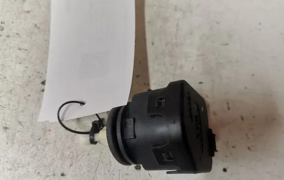 Volkswagen PASSAT B5.5 Headlight level adjustment motor 1J0941295C 00787800