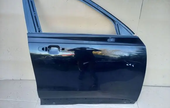 Volvo XC90 Front door