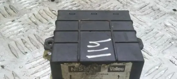 Nissan Primera Other control units/modules 285809f600 090001885
