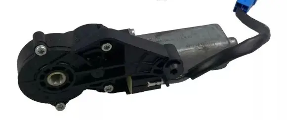 Mercedes-Benz ML W164 Seat adjustment motor 0390203206