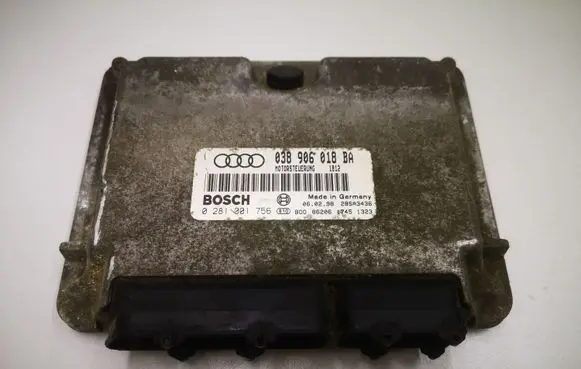Audi A3 S3 8L Engine control unit/module 038906018BA 0281001756 MOTORSTEURUNG1812