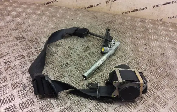 Nissan Juke II F16 Front seatbelt 639663400F