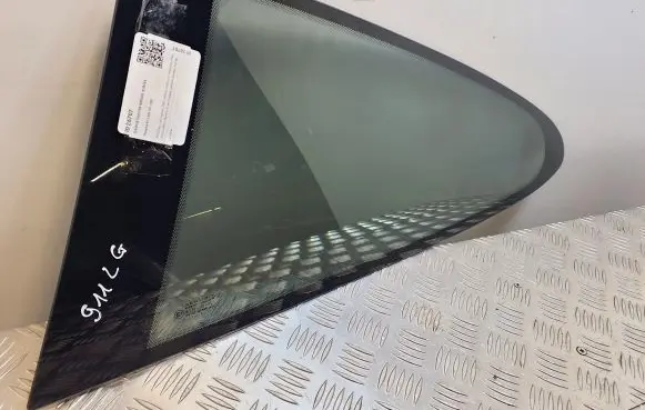 Porsche 911 996 Rear side window